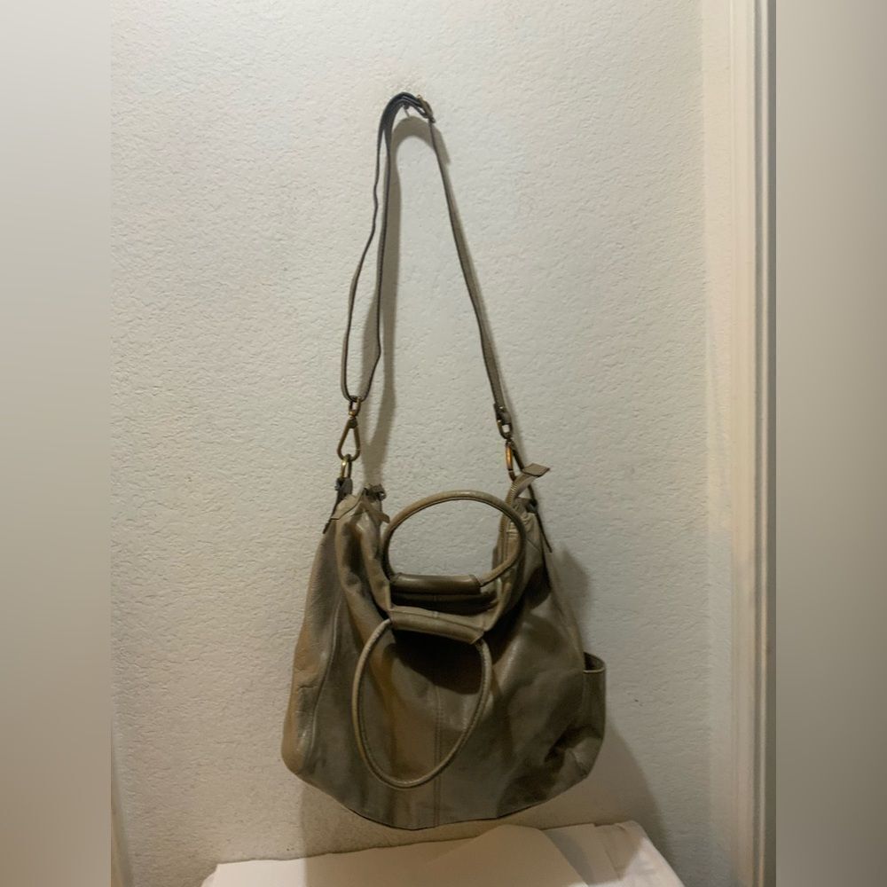 Hobo International gorgeous metallic taupe genuine leather hobo bag